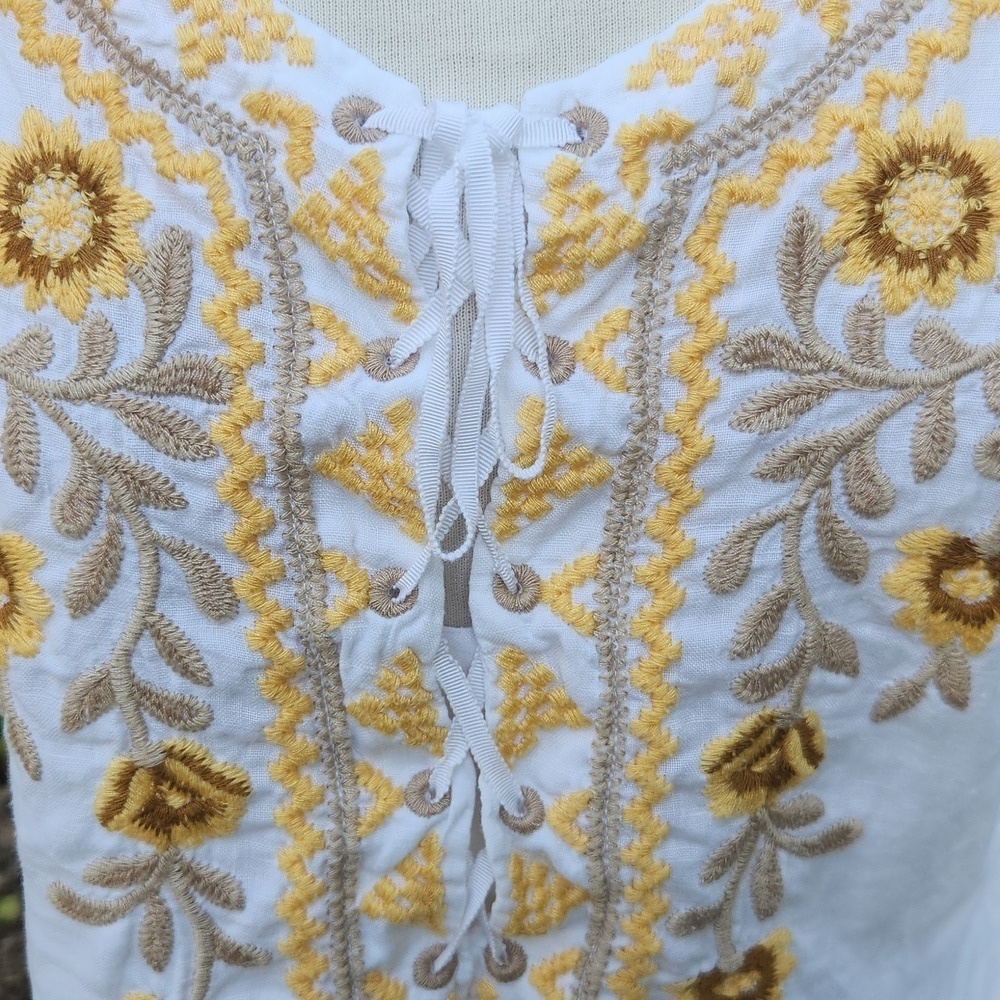 Johnny Was linen white yellow floral embroidered lace front top small - Picture 5 of 9